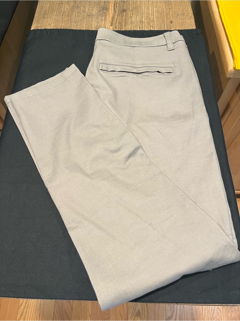 Men's Lululemon ABC Trousers in Grey